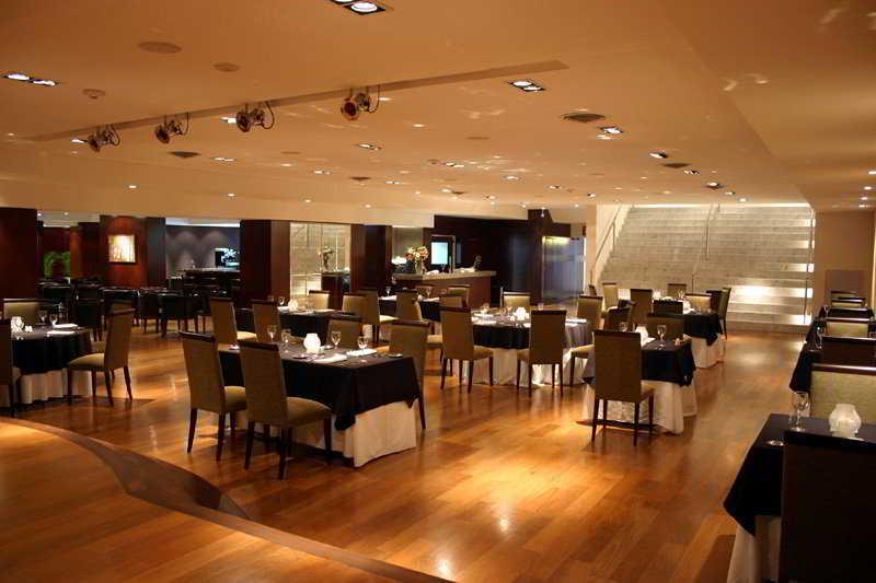 Ros Tower Hotel Rosario Restaurant photo