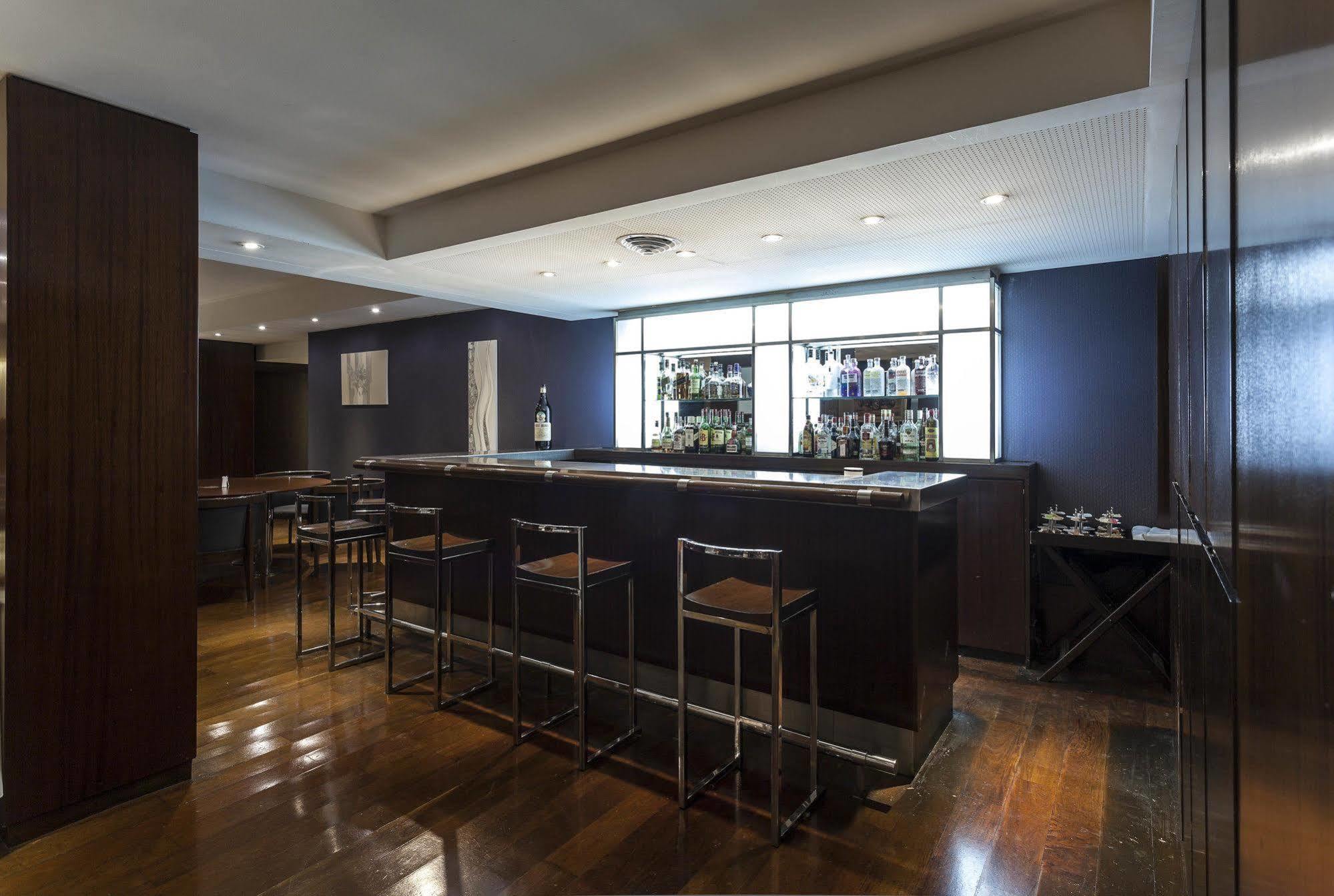 Ros Tower Hotel Rosario Exterior photo