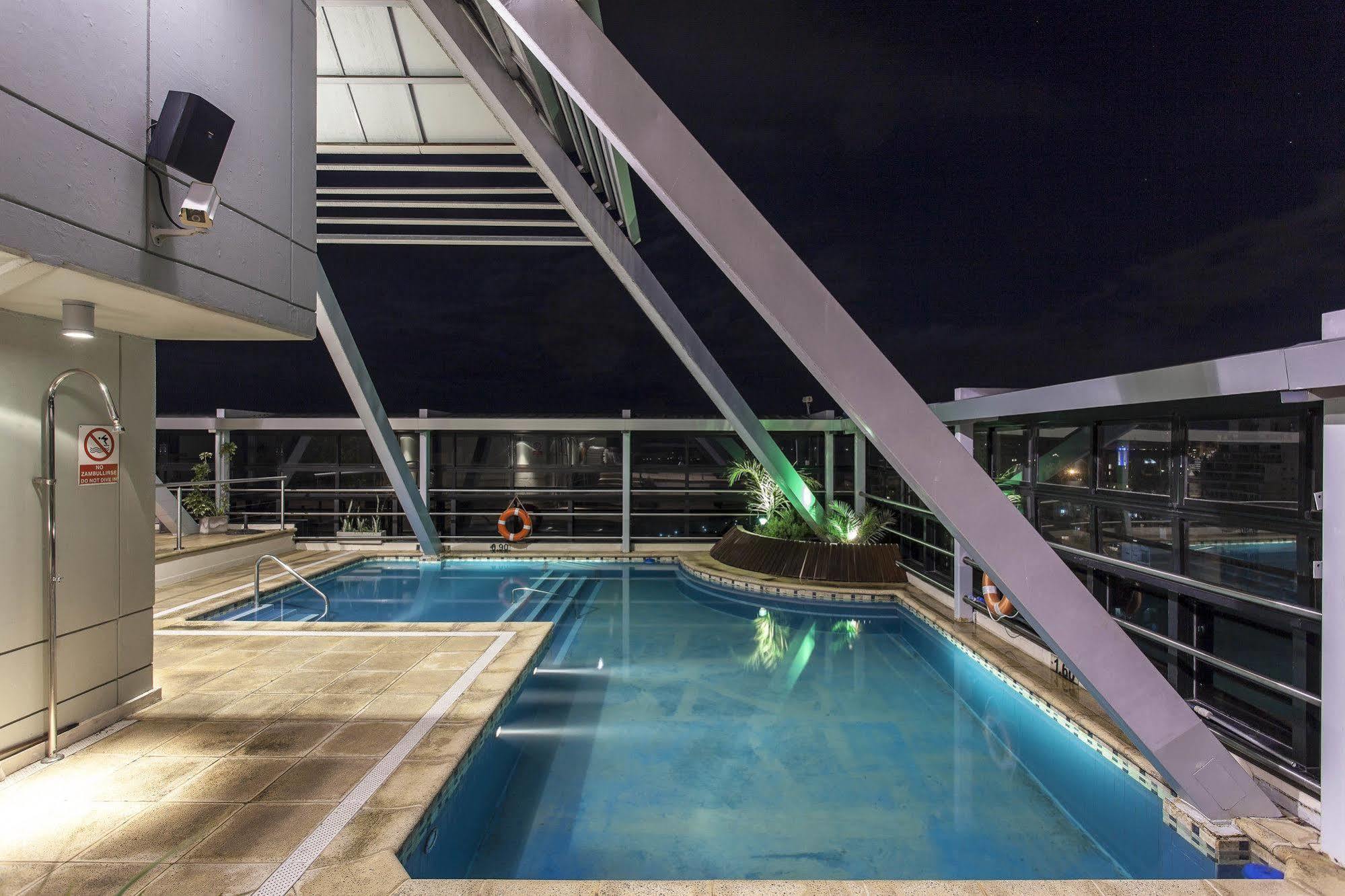 Ros Tower Hotel Rosario Exterior photo